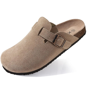 Fashionable suede slippers suitable for both men and women